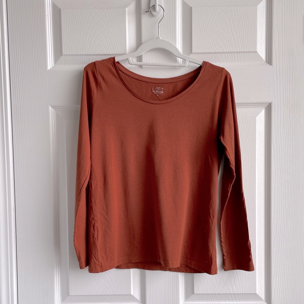 *SALE 2/10* LOFT Rust Scoop Neck Long Sleeve Tee